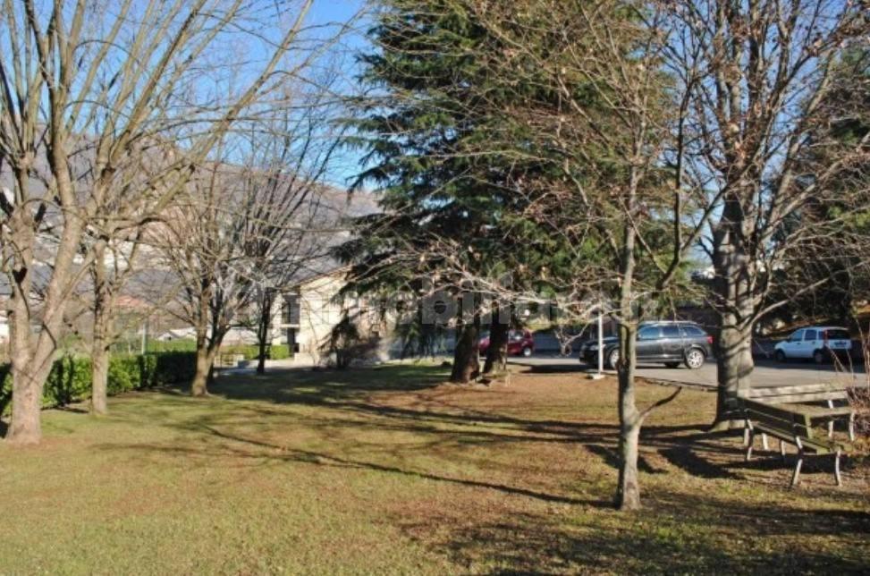 J&C House -Lake Bosisio Bosisio Parini Kültér fotó